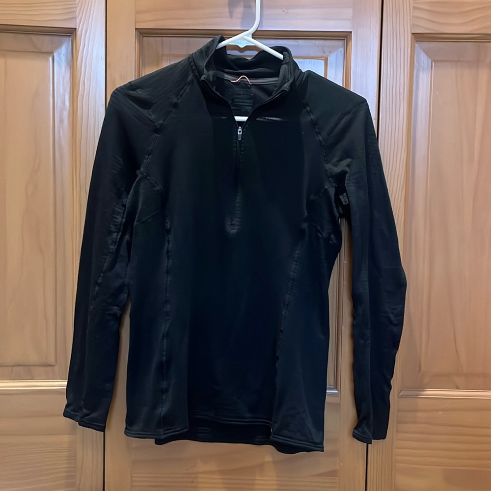 Patagonia women’s capilene base layer, black